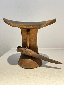 Äthiopische Bana Kopfstütze aus Holz - Bild 1 von 8