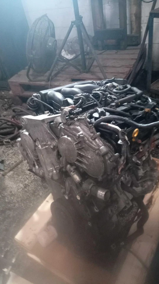 Conjunto completo de motor usado se adapta a: Nissan Pathfinder 2014 3,5 L VIN A 4º dígito Foto 1 de 4