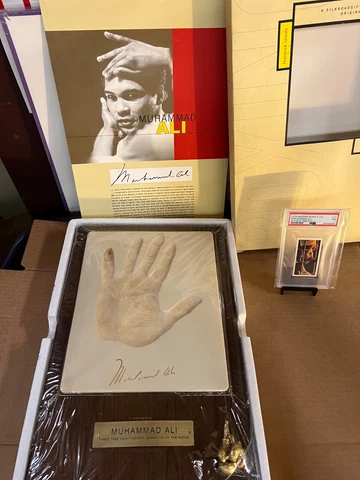 Muhammad Ali Lot Signed Hand Print Resin Plaque + 1979 Brooke Bond  PSA 7 NM Cover
