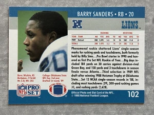 Tarjeta de fútbol americano NFL 1990 Pro Set Barry Sanders Lions "espalda equivocada" error raro #102 - Imagen 1 de 2