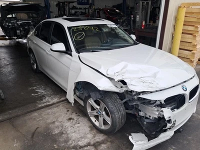 Левая нижняя решетка для BMW 328I 2015 года от оригинального производителя б/у 4DR SED WHT 98000 Mi - Изображение 1 из 4