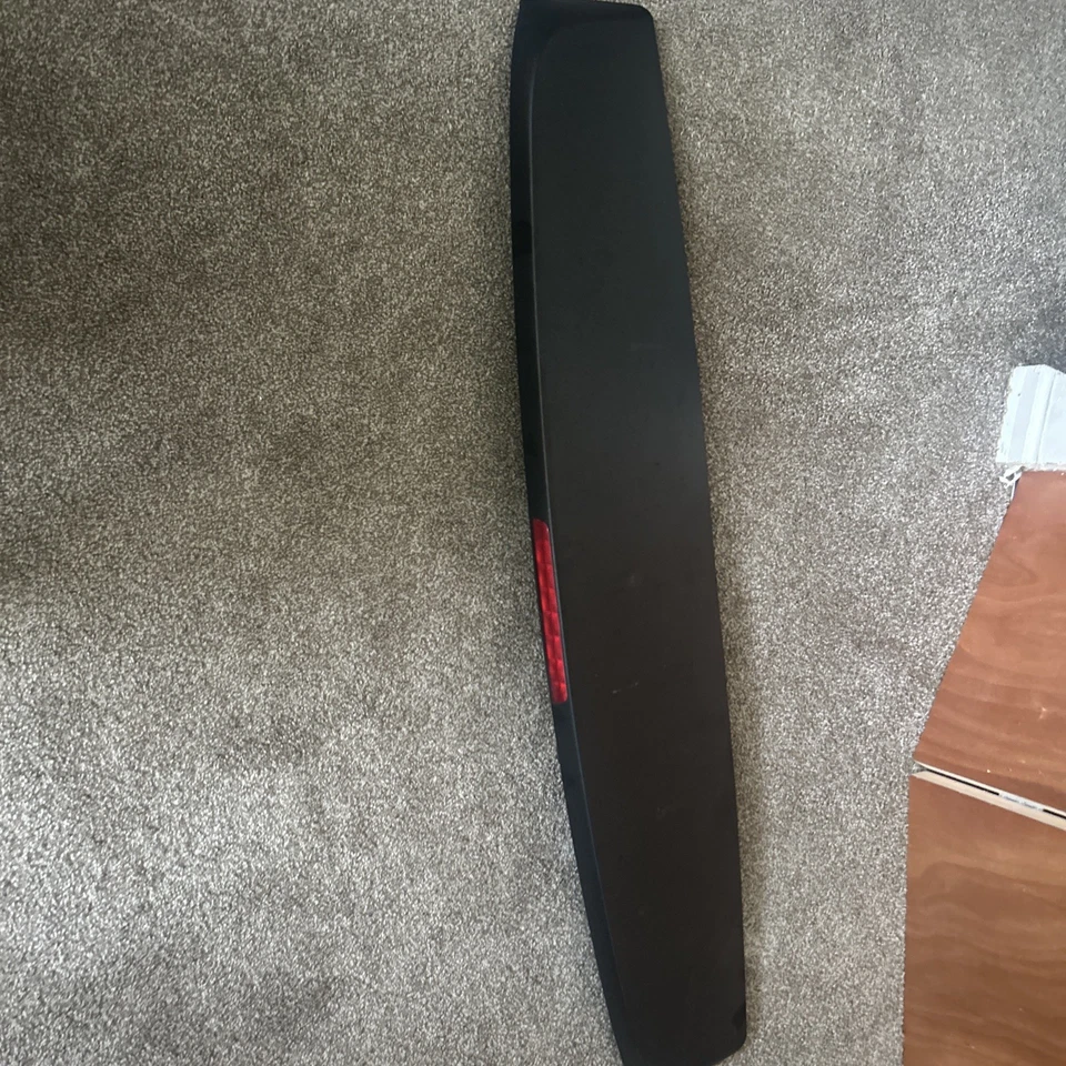 08 09 10 CARAVAN TOWN & COUNTRY REAR GATE SPOILER WING 3RD BRAKE LIGHT LAMP OEM - Image 1 of 3