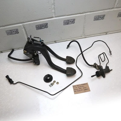 BMW E46 MANUAL Brake Clutch Pedal Box Assembly 2229128 w/ Hard Pipe & Slave RHD - Image 1 of 4