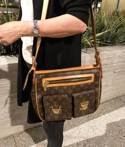 Borsa a tracolla Louis Vuitton Hudson GM marrone tela monogramma - Foto 1 di 8
