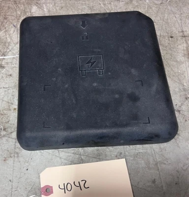 1999-2006 Chevrolet Silverado Tahoe GMC Sierra Yukon Engine Fuse Box Cover #4042 - Image 1 of 2