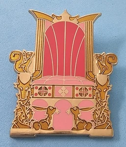 Disney Pin Royal Hall Mystery Throne Aurora Dornröschenjäger LE 500 Rarität - Bild 1 von 2