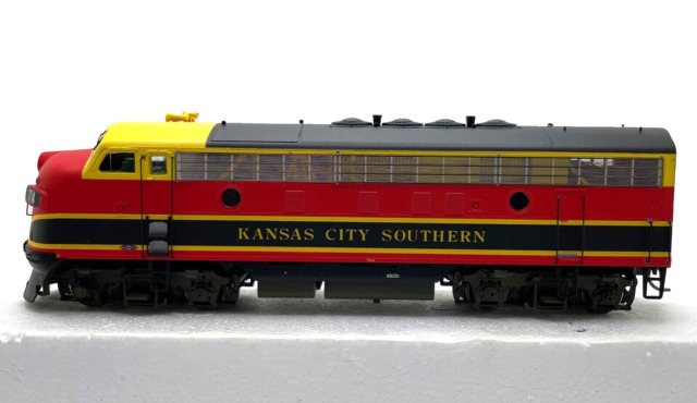 497107S-08 Kansas City Southern ET44AC #5014 with LokSound, The Western  Depot