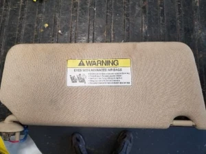 2013-2017 Honda Accord Sdn LH Driver Sun Visor Gray W/ Illumination US builtUsed - Picture 1 of 2