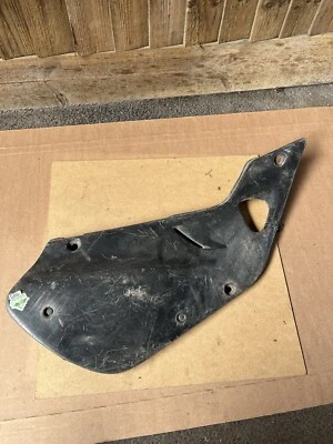 Carenado panel lateral derecho Honda CR250 CR 250 R Foto 1 de 4