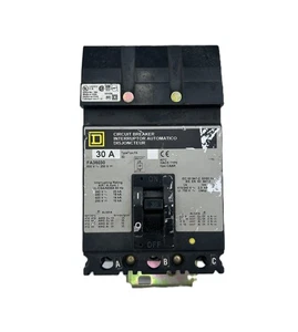 Square D FA36030 Molded Case Circuit Breaker 30A 3-Pole 600V - Picture 1 of 3