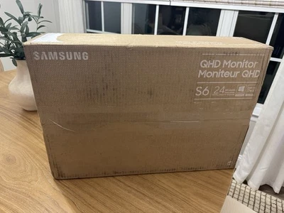 Samsung 24-inch ViewFinity S60A QHD High Resolution Monitor Brand New - Image 1 of 4