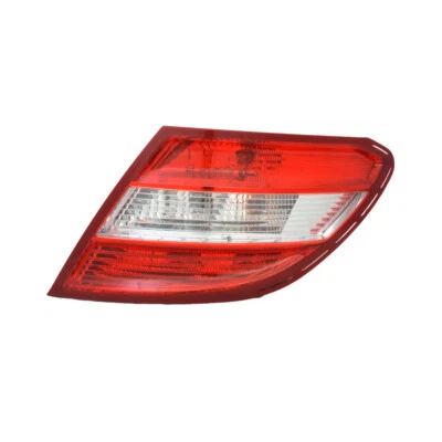 Conjunto de luz trasera para Mercedes-Benz C300 C350 TYC 2008-2011 Foto 1 de 4