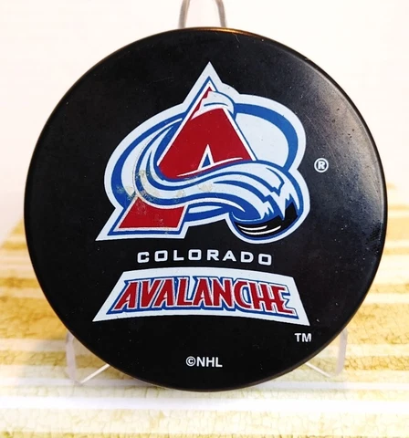 Colorado Avalanche NHL Team Logo Official Souvenir Hockey Puck Cover