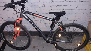voll funktionstüchtiges Bulls Pulsar Mountainbike 26 Zoll - Bild 1 von 8