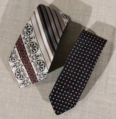 Lot Of 2 - Vintage Pierre Cardin Paris New York Men's Necktie Ties - Image 1 of 4