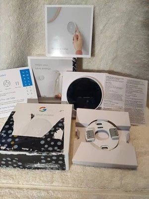 Google Nest Smart Thermostat Snow Model GA01334-US - Image 1 of 4