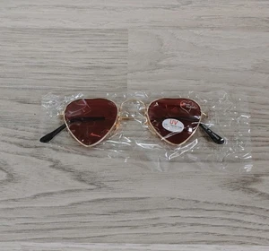 NOS WWF Heartbreak Kid Shawn Michaels Red Heart Shape Glasses Original Packaging - Picture 1 of 5