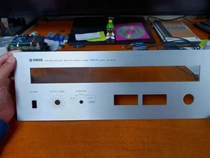 Yamaha Natural Sound AM/FM Tuner CT-610 II Front Panel/Face - Picture 1 of 5