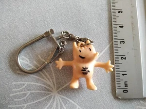 VINTAGE comansi 1988 mascotte COBI - jeux olympiques BARCELONA 1992 - 3 cm - Picture 1 of 2