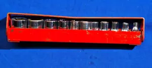 Snap-On 110TMY 1/4" dr SAE Shallow 11pc 6pt socket set 9/16" - 1/8" w/Metal Tray - Foto 1 di 12