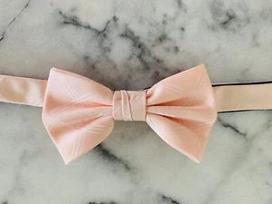 NWT JF J. Ferrar Solid Light Pink Woven Adjustable Pretied Bow Tie - Picture 1 of 5
