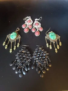 Lot Of 3 Pairs Of Drop Dangle Pierced Earrings - Picture 1 of 13