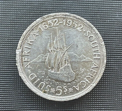 1952 South Africa 5 Shillings - Damaged - Silver Cover