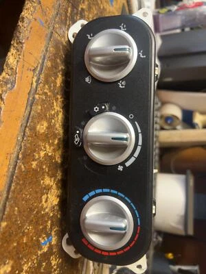 Calefacción A/C Control CHRYSLER PT CRUISER 06 07 08 09 10 Foto 1 de 4