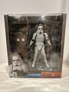 sealed Medicom Toy MAFEX No. 010 Star Wars Imperial Stormtrooper - Picture 1 of 6