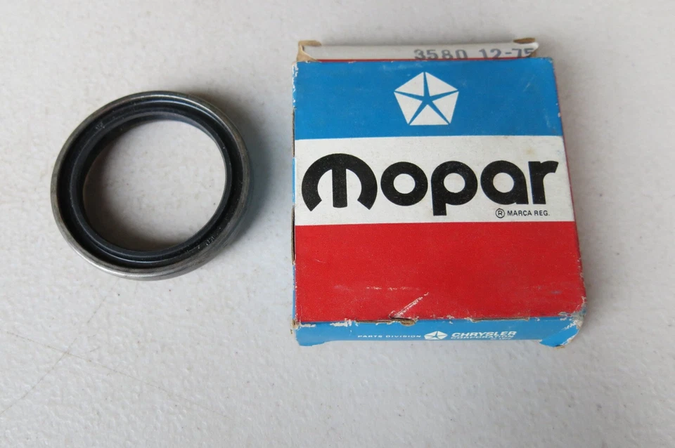 Sello antipolvo grasa rueda delantera Mopar vintage para Dodge Imperial Plymouth (2808267) Foto 1 de 2