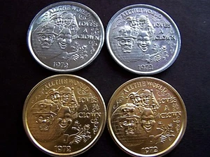 Four 1972 ALL THE WORLD LOVES A CLOWN Plain+Gold Alum Mardi Gras Doubloons - Picture 1 of 7