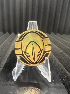 Deoxys Gold Plastic Coin Pokemon TCG - Picture 1 of 2