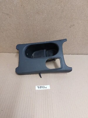 Mercedes-Benz A180 2015 unidad portavasos consola central A1766801710  Foto 1 de 4