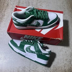Nike Dunk Low ESS Verde Cachemira DH4401-102 Mujer’s Talla 8.5 NUEVO EN CAJA - Imagen 1 de 9