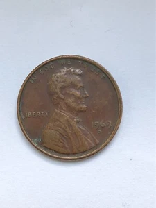 1969 D  LINCOLN PENNY. (i) - Picture 1 of 2
