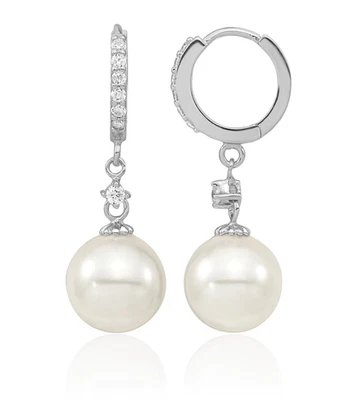 Pendientes colgantes de aro Huggie de plata de ley 925 de 10 mm concha blanca circonita cúbica Foto 1 de 4