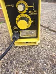Milton Roy PD045-920N2 LMI Dosierpumpe 230V : 2,6 l/h, Pmax: 7,60 bar, gebraucht. UK! - Bild 1 von 3