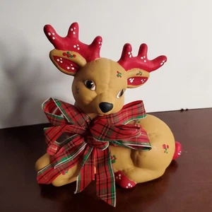 Vintage Renna Natalizia Ceramica Trapuntata Peluche Look Dipinta a Mano Kimple Cervo 7,5" - Foto 1 di 7