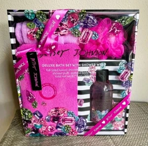 NEW! Betsey Johnson Deluxe Bath Set Shower Wrap Turban Berry Vanilla Body Wash - Picture 1 of 5