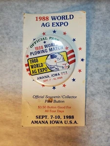 Vintage 1988 World Ag Expo PLOWING MATCH Official Pass Iowa Souvenir Button on C - Bild 1 von 2