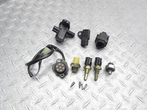 2006 04-06 Suzuki VSTROM 650 DL650 Neutral Gear Oil Air Pressure MAP Temp Sensor - Picture 1 of 9