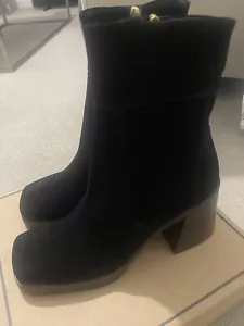 ASOS DESIGN Region Suede Mid-Heel Boots In Black - Picture 1 of 4