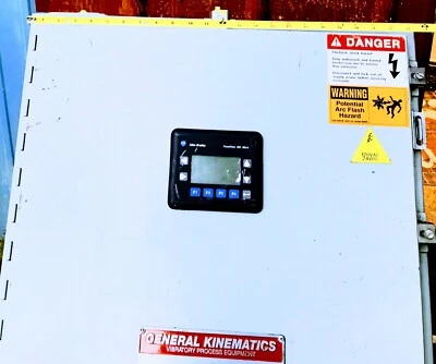 Allen Bradley Panelview 300 Micrologic de General Kinematics  Foto 1 de 4