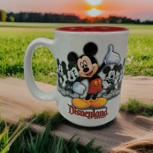Taza de café 3D MICKEY MOUSE Parques Disney Disneyland Resort imagen elevada  - Imagen 1 de 5