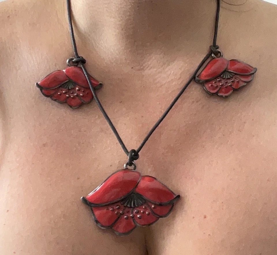 Yves Saint Laurent Accesorios Collar Flor Pasarela YSL Foto 1 de 4