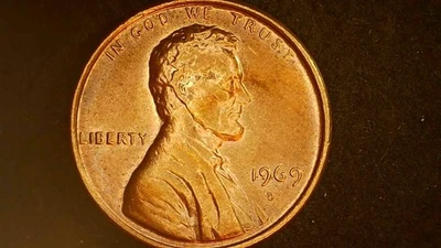 1969 Lincoln Memorial Cent Error Floating Roof/Vague FG/Light Strike Mint Mark - Image 1 of 4