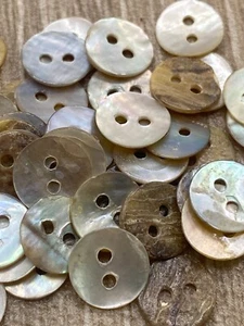 9mm Mother Of Pearl buttons 2 Hole Baby Cardigans Knitting Crafts Scrapbooking - Picture 1 of 16