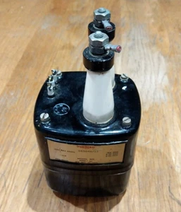 Parmeko Neptune Heater Pulse Transformer 132V, 400Hz O/P: 18W, 8.5V, 2.5A - Picture 1 of 3