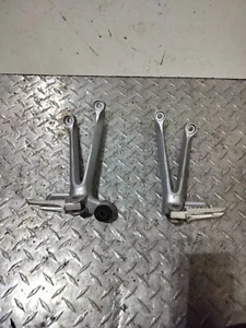 2005-2006 suzuki gsxr 1000 oem right and left passenger rearsets with footpeg - Picture 1 of 9