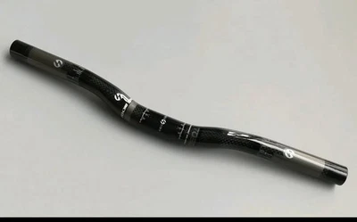 Bike Handlebar Carbon Fiber 46cm Riser Gloss Black 25.4mm Clamp - Image 1 of 2